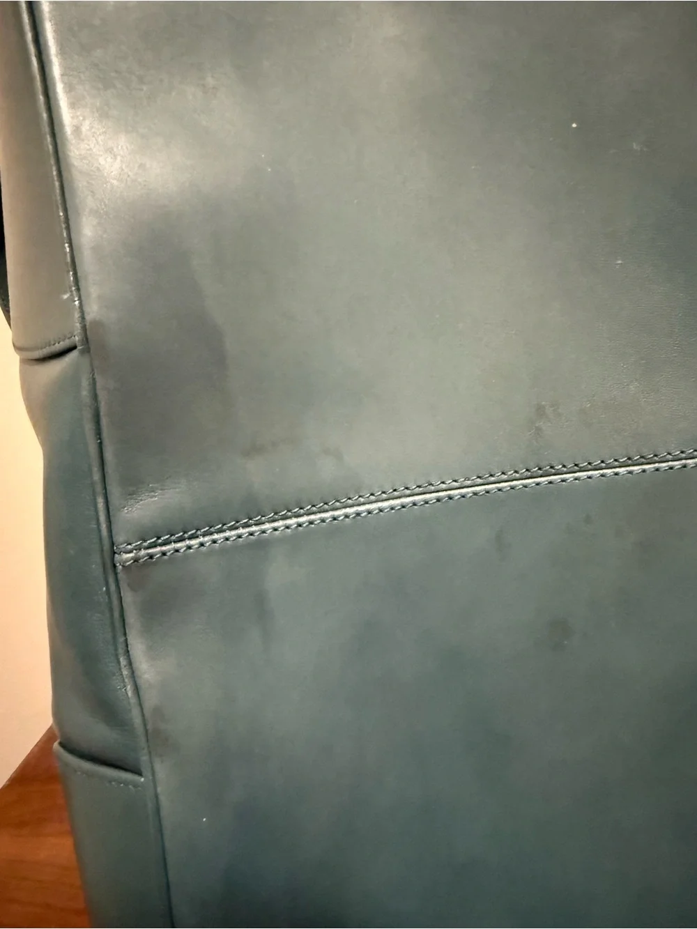 Made in Italy Bally Teal Leather hobo Shoulder Bag